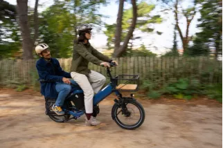 bike43-mid-lifestyle-2-adultes